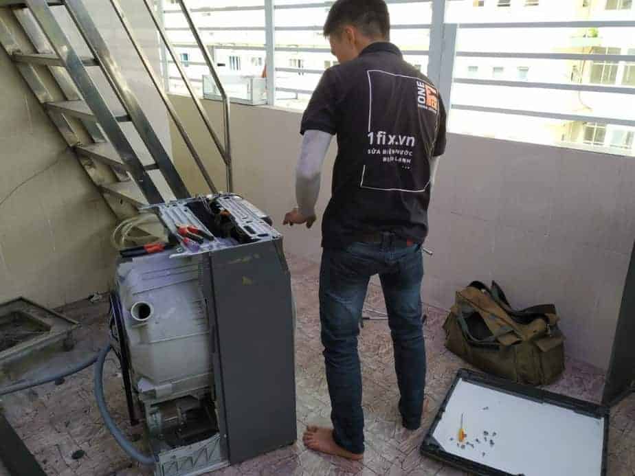 Dịch vụ thợ sửa board máy giặt Midea của Sửa Điện Nước Giá Rẻ