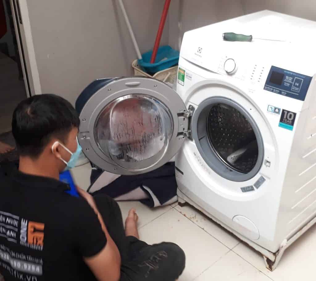Cách sử dụng chế độ vắt máy giặt LG ThinQ Inverter