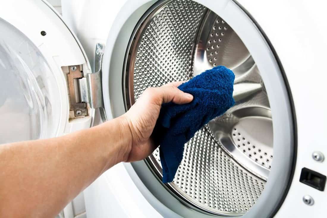 Hướng dẫn sử dụng máy giặt Midea để vệ sinh lồng giặt ngang