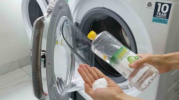 Hướng dẫn cách vệ sinh máy giặt Toshiba